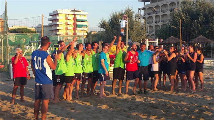 http://www.federhandball.it/images/wp-content/uploads/2015/07/beach-italia.jpg