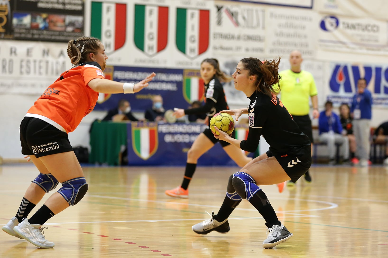 images/cingoli-lenardon-attacco.jpg