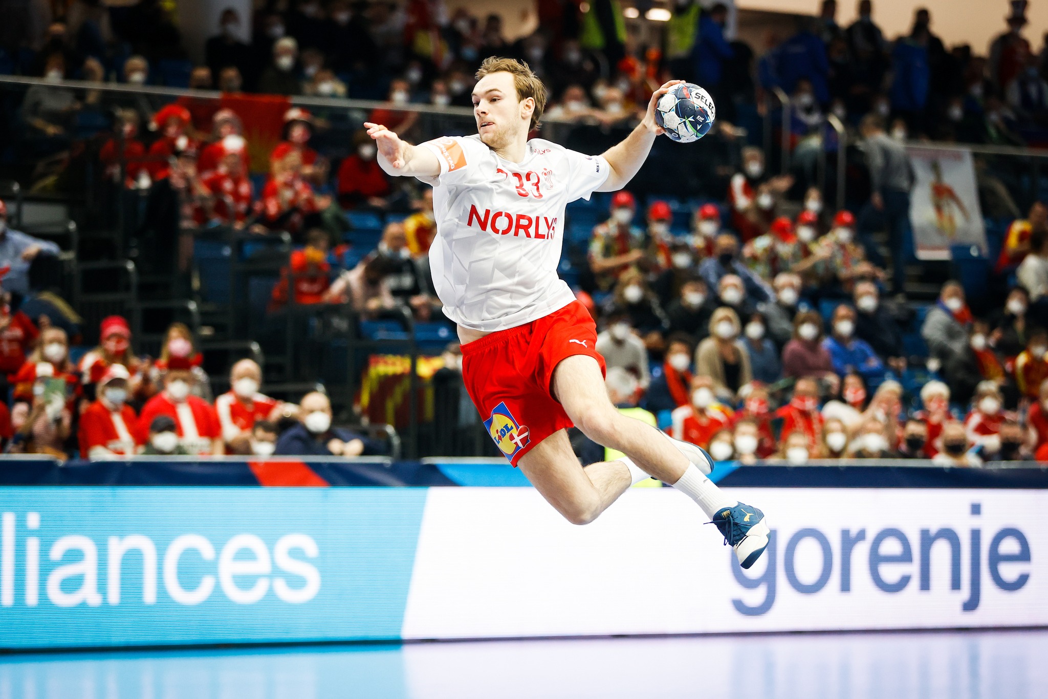 images/gidsel-denmark-handball-euro22.jpeg