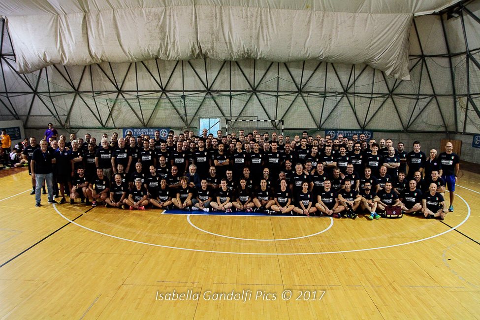 images/handball-challenge-18/arbitri.jpg