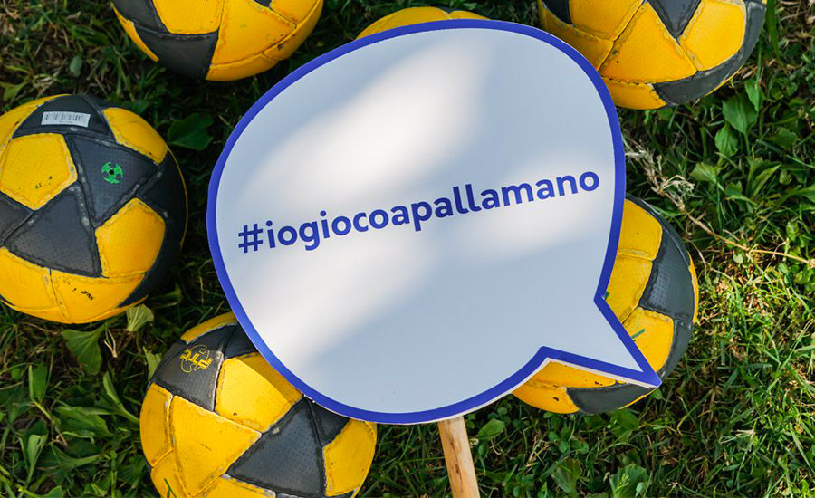 images/iogiocoapallamano.jpg