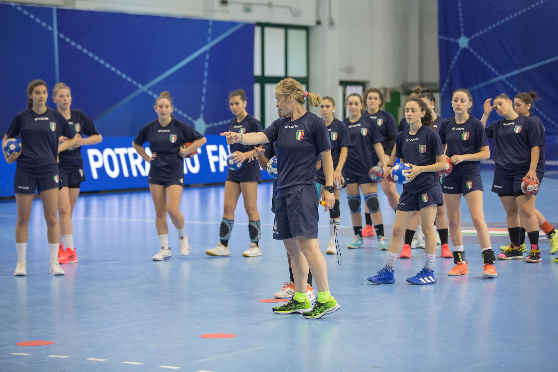 images/ita-u17-allenamento-2.jpg