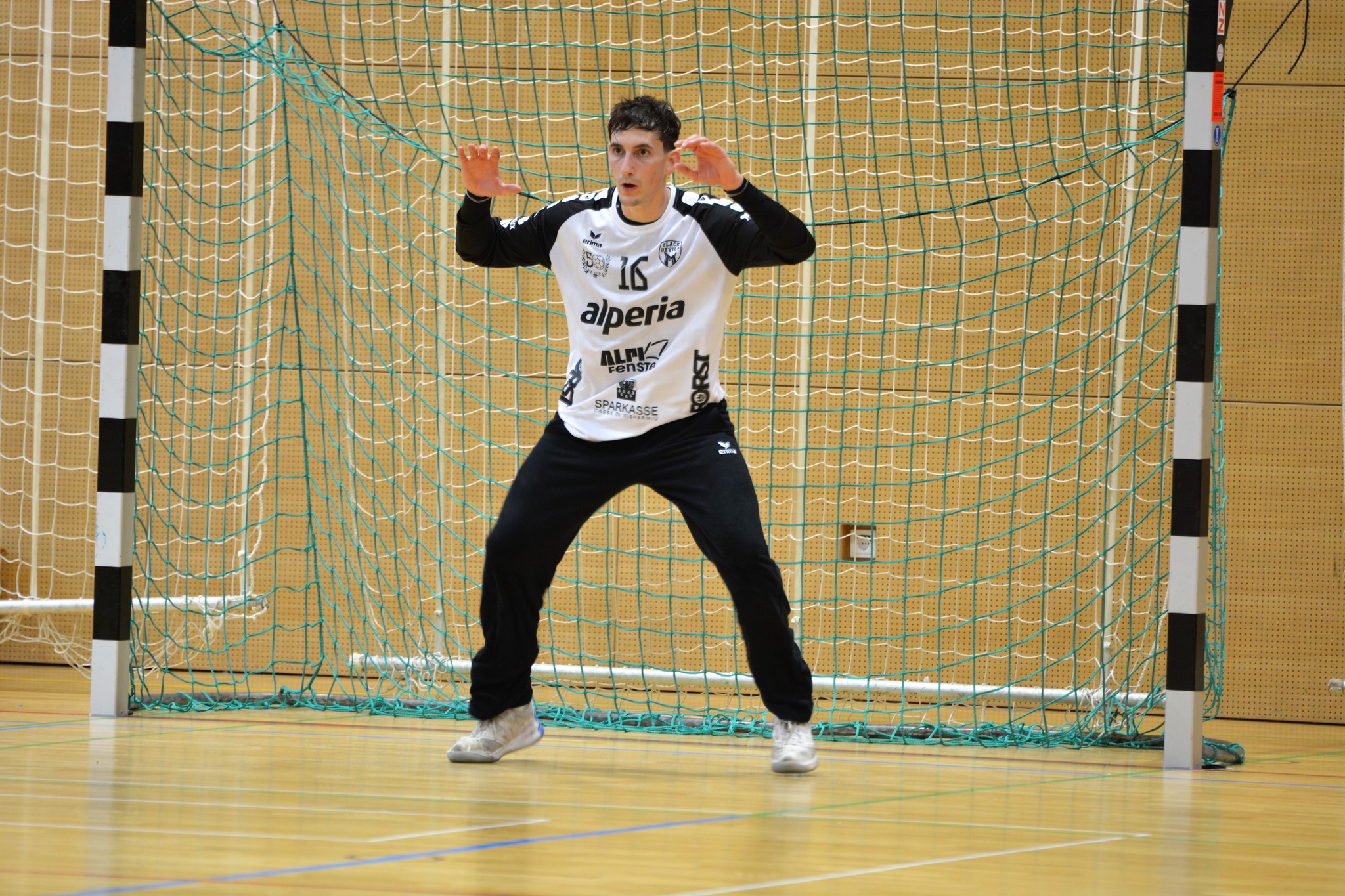 images/meran-handball-colleluori.jpeg