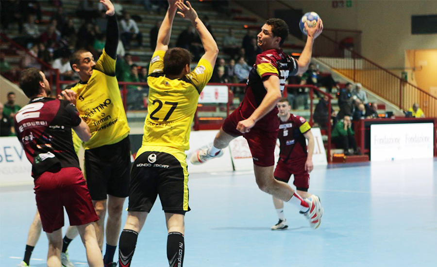 images/milanovic-cassanomagnago-pallamano.jpg